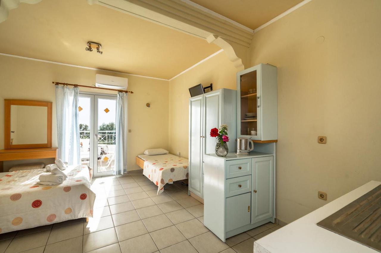 Helena Inn Kefalonia Island Екстер'єр фото